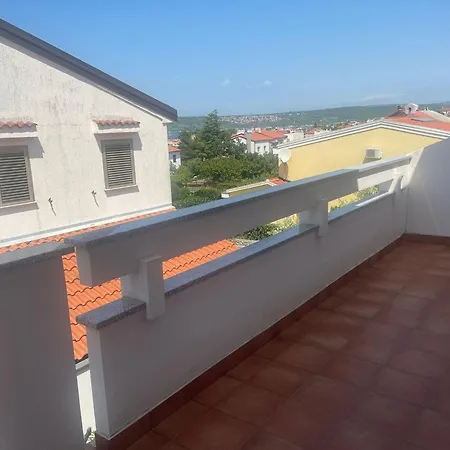 アパート Sea Capital First