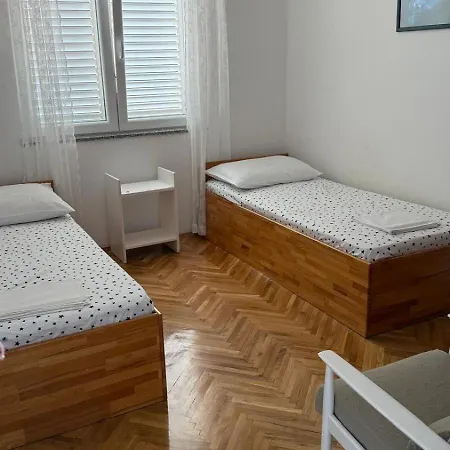 Sea Capital First * プナト