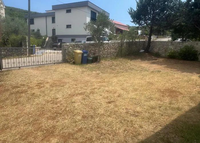 アパート Sea Capital First